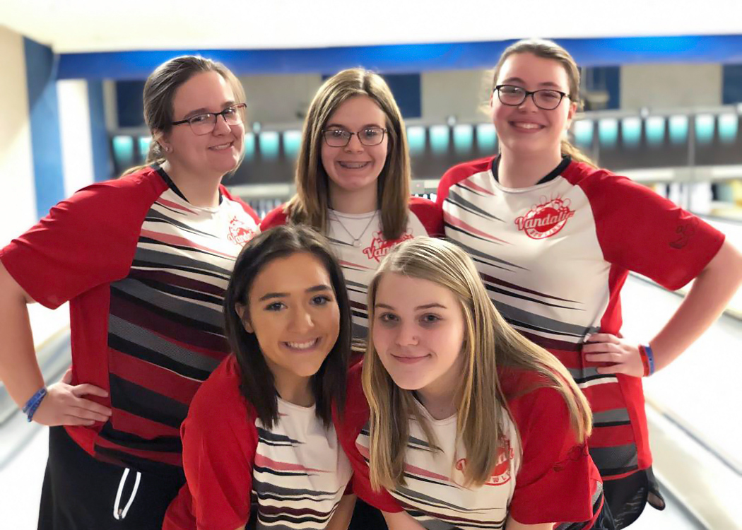 Lady Vandals Bowling Takes 3rd at Regionals; Madison Ferguson Wins 2nd